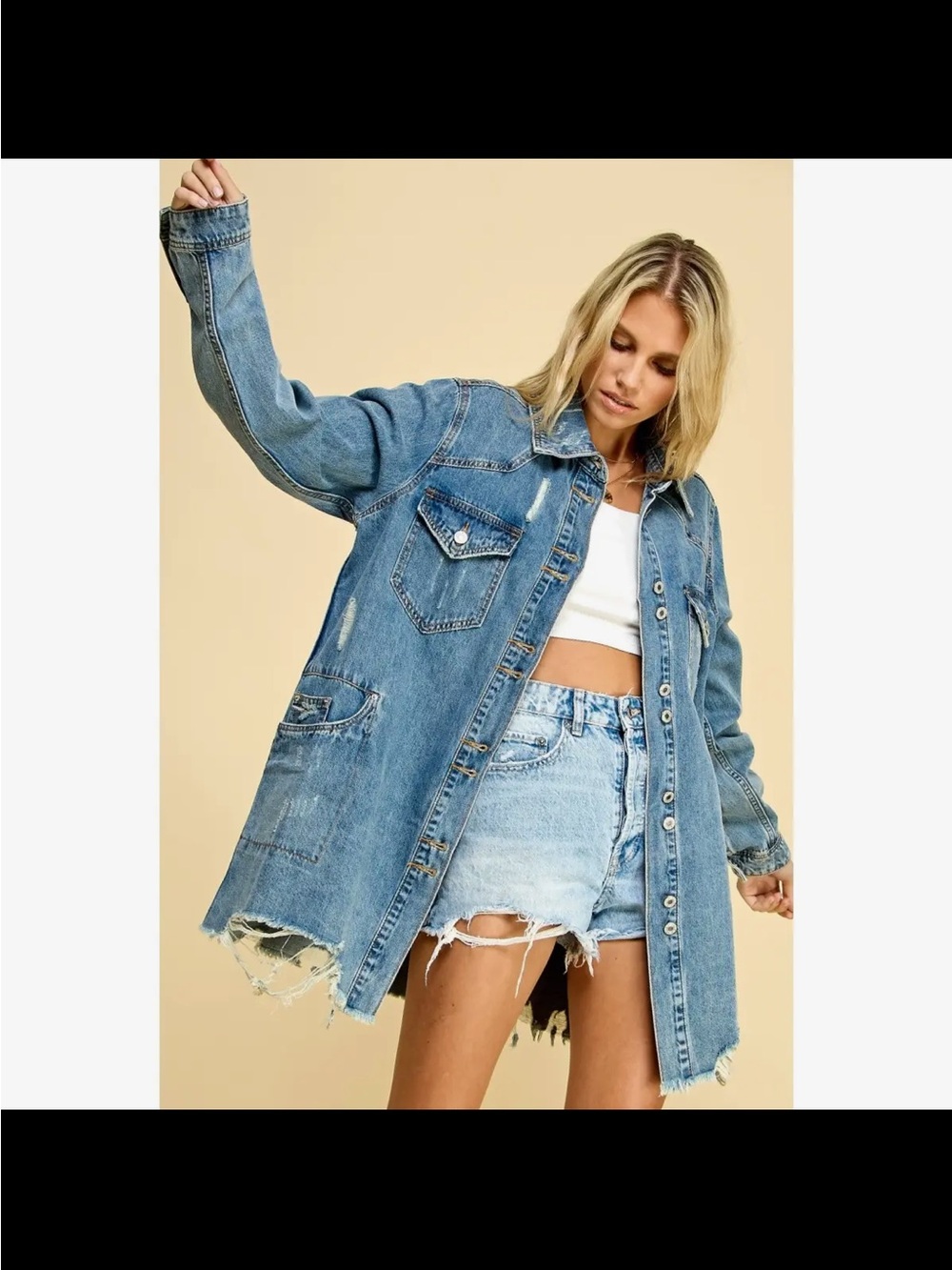 🆕🤍DISTRESSED JEAN JACKET